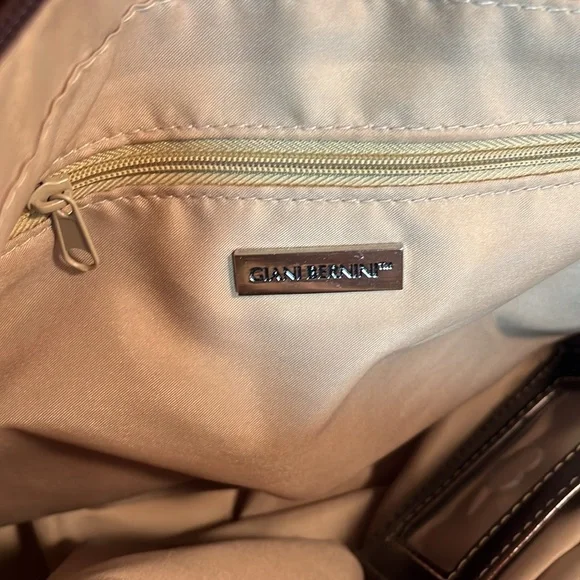 Giani Bernini Chocolate Brown Crossbody - Picture 6 of 8